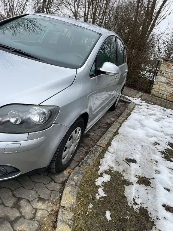 Używany VW Golf Plus Cross 80 KM (58 kW) 2007 Srebrny Minivan