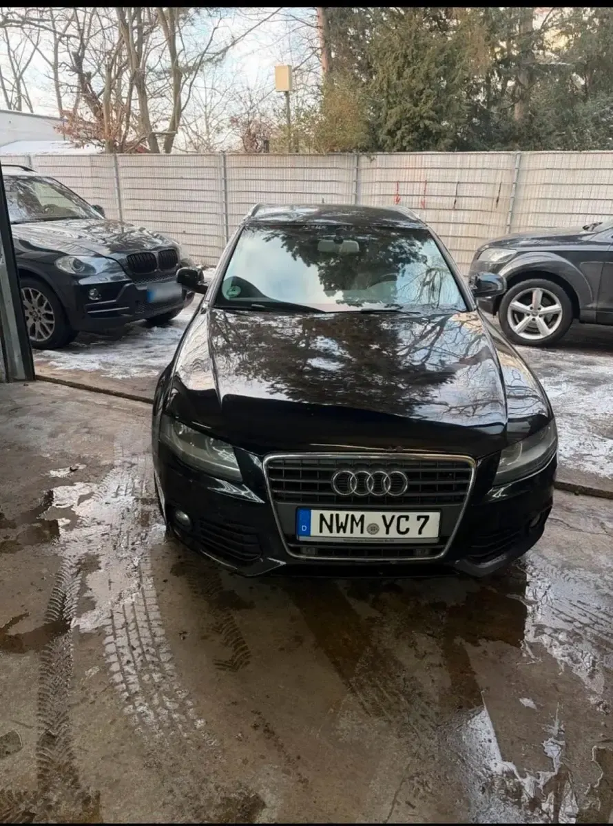 Gebraucht Audi A4 145 PS (106 kW) 2009 Schwarz Kombi