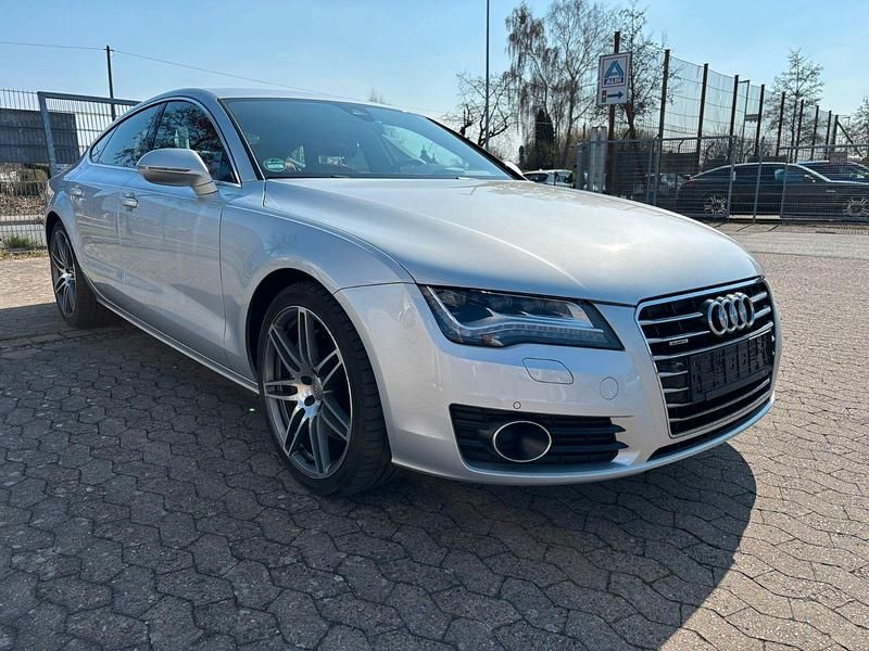 Gebraucht Audi A7 Sportback Ambiente 310 PS (228 kW) 2013 Silber Kleinwagen