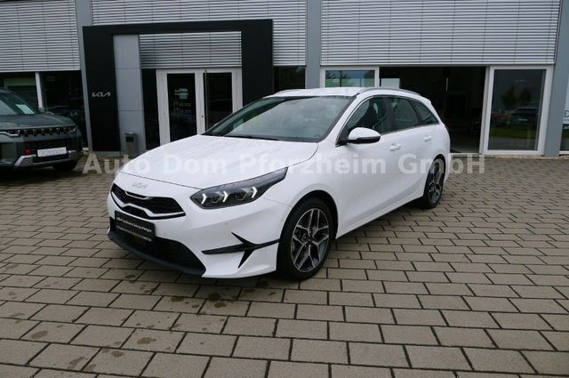 Andere Gebraucht 2024 Kia Ceed Sportswagon Spirit Kombi | 26.890 € (Fairer Preis) - Bild 1/4