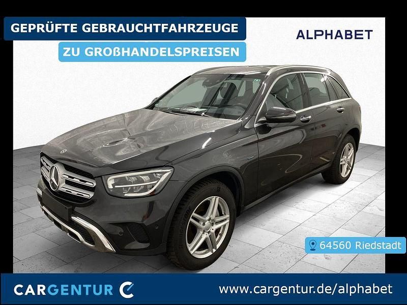 Graphitgrau Gebraucht 2020 Mercedes GLC300e SUV | 29.890 € (Guter Preis) - Bild 1/2