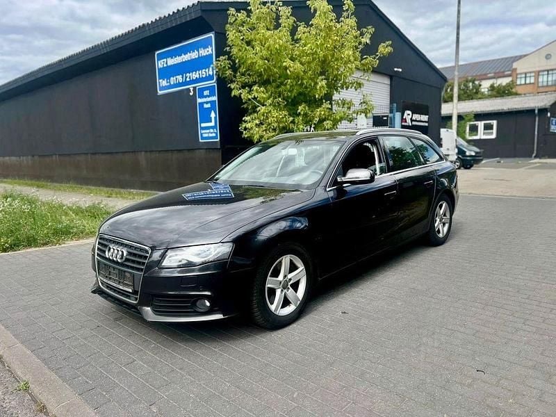 Grau Gebraucht 2009 Audi A4 Ambiente Kombi | 4.100 € (Guter Preis) - Bild 1/4