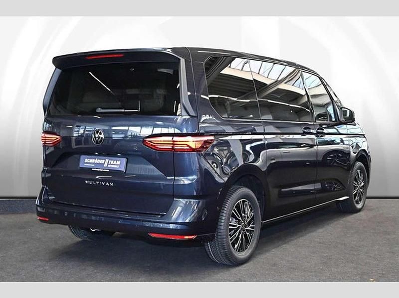 Neu VW Multivan Goal 150 PS (110 kW) 2026 Starlight blue metallic Van / Kleinbus