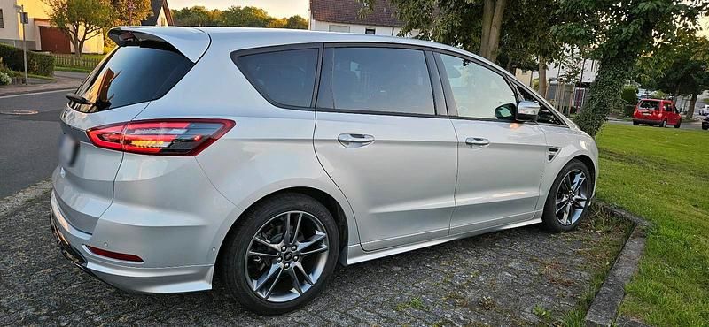 Gebraucht Ford S-MAX ST-Line 190 PS (139 kW) 2018 Silber Van / Kleinbus