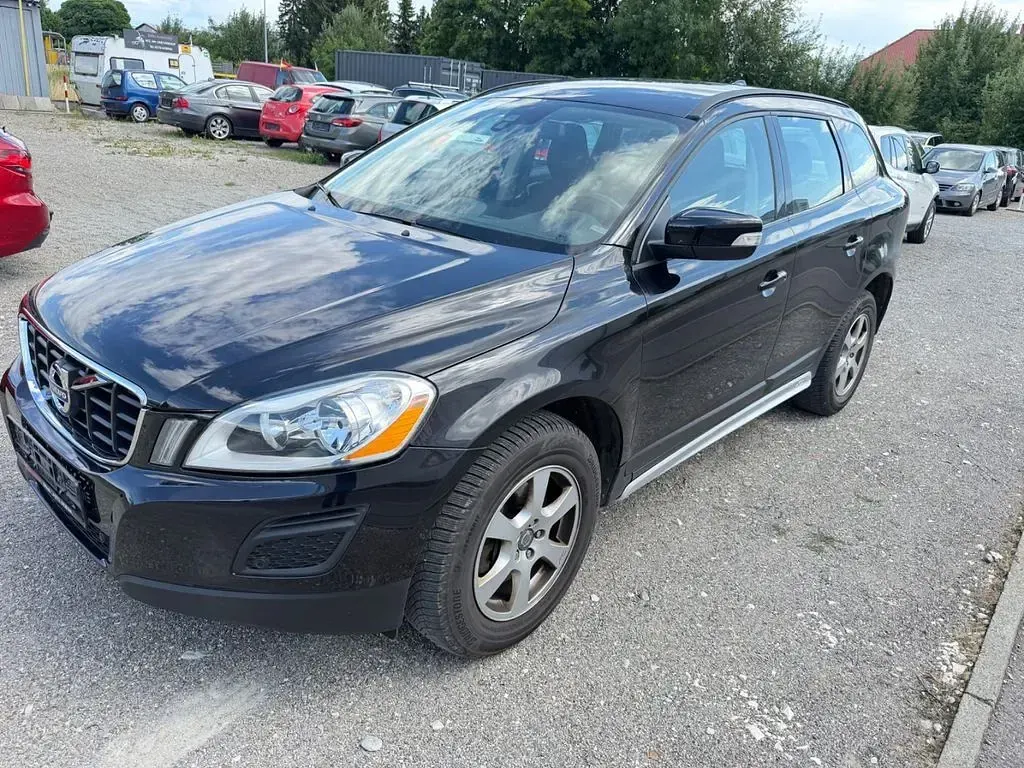 Gebraucht Volvo XC60 163 PS (119 kW) 2010 Schwarz SUV