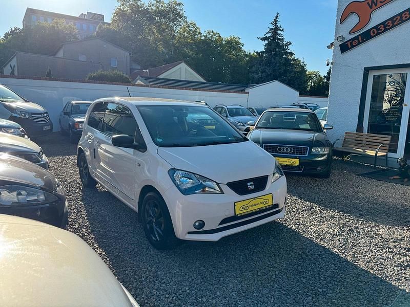 Używany Seat Mii 60 KM (44 kW) 2015 Beżowy Hatchback