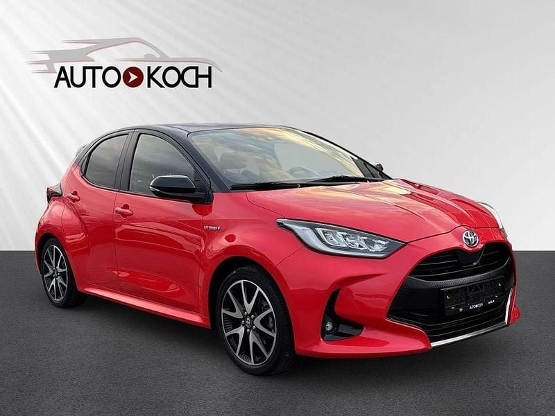 Gebraucht Toyota Yaris Hybrid Edition 116 PS (85 kW) 2021 Rot Limousine