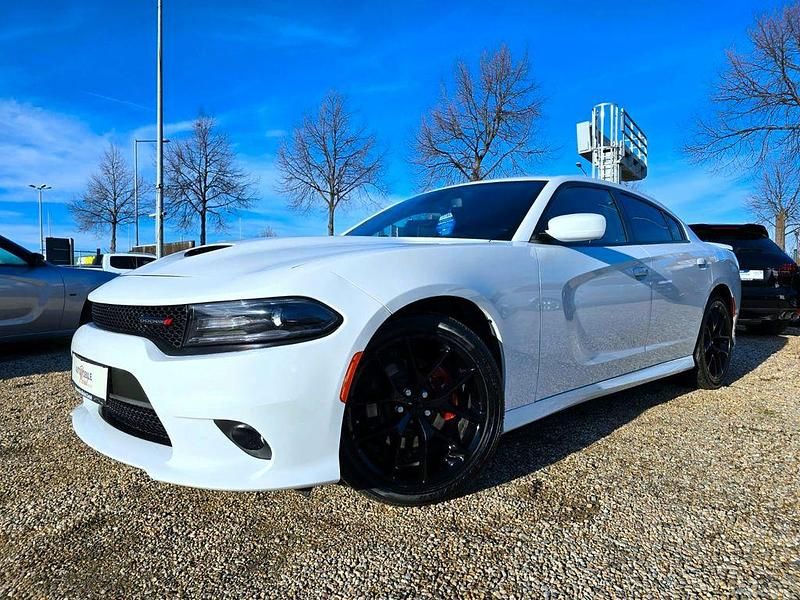 Weiß Gebraucht 2022 Dodge Charger Limousine | 26.990 € (Superpreis) - Bild 1/4