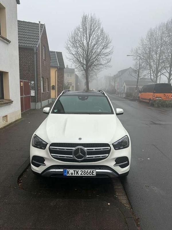 Weiß Gebraucht 2023 Mercedes GLE350 SUV | 70.000 € (Fairer Preis) - Bild 1/4