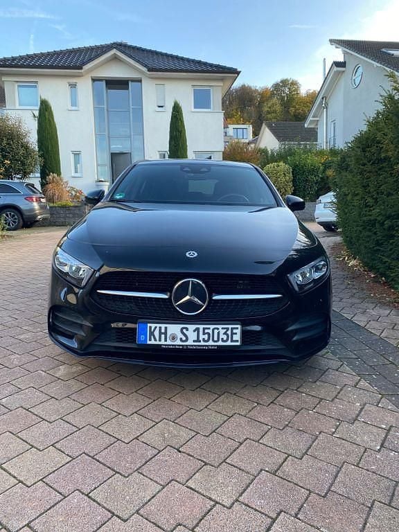 Schwarz Gebraucht 2020 Mercedes A250 Edition Limousine | 23.600 € (Guter Preis) - Bild 1/4