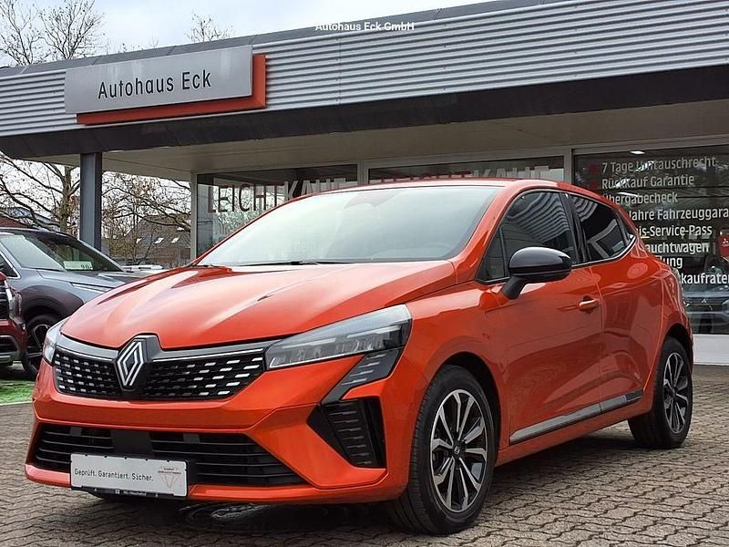 Orange Gebraucht 2025 Renault Clio V Techno Limousine | 17.970 € (Fairer Preis) - Bild 1/4