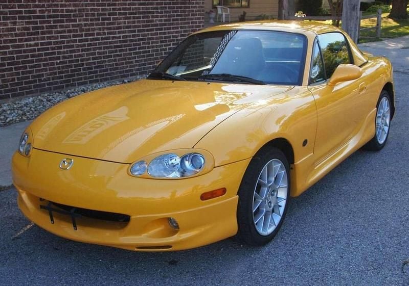 Gelb Gebraucht 2002 Mazda MX5 Sportive Cabrio | 9.100 € (Guter Preis) - Bild 1/4