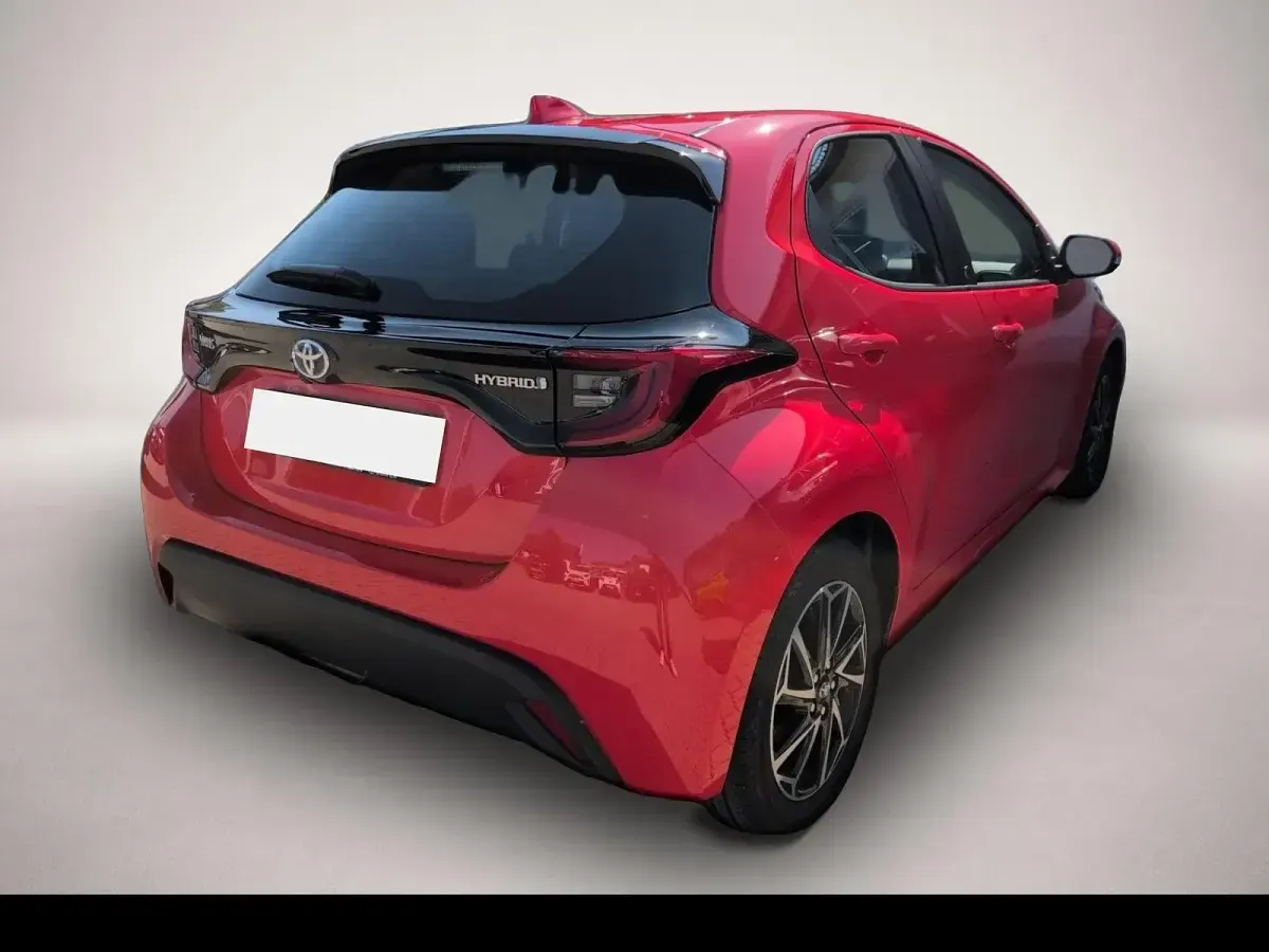 Gebraucht Toyota Yaris Hybrid 92 PS (67 kW) 2022 Andere Limousine
