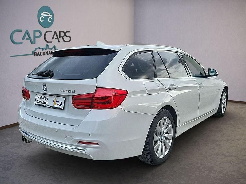 Gebraucht BMW 320 Luxury Line 190 PS (139 kW) 2016 Weiß Kombi
