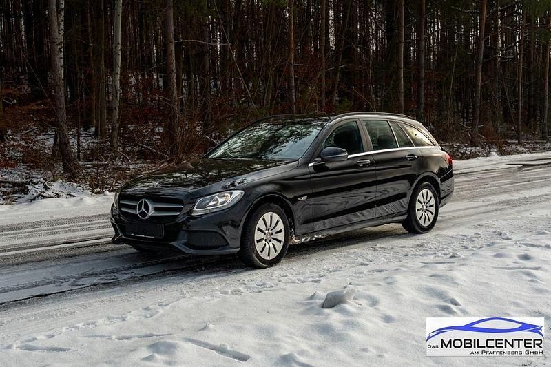 Gebraucht Mercedes C220 170 PS (125 kW) 2017 Schwarz Kombi