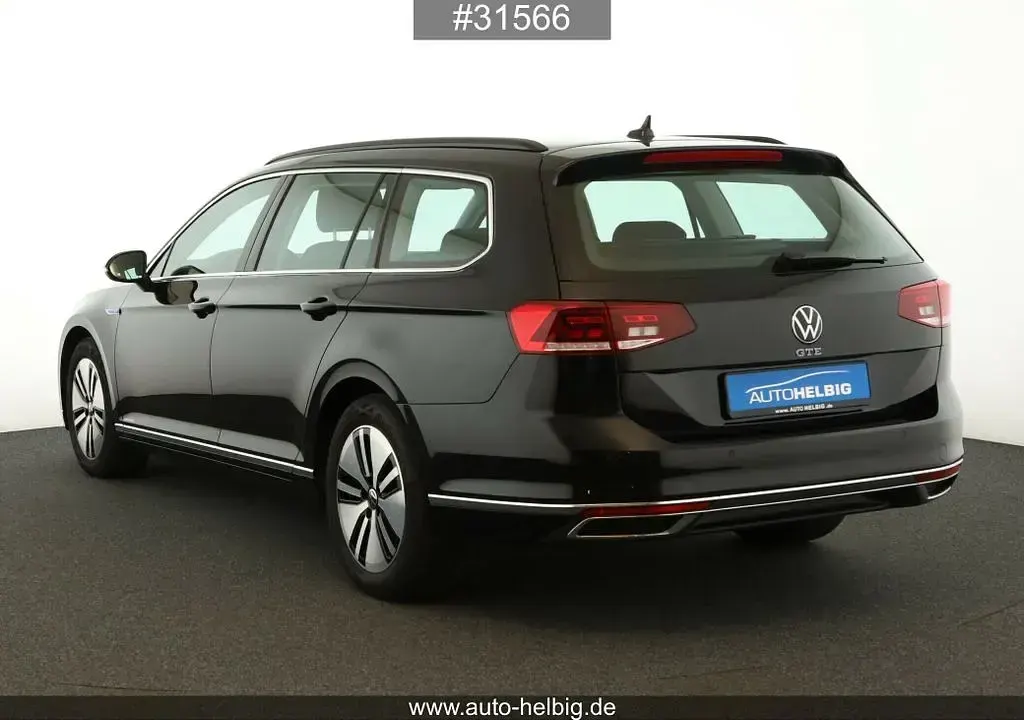 Gebraucht VW Passat GTE 218 PS (160 kW) 2022 Deep black perleffekt Kombi