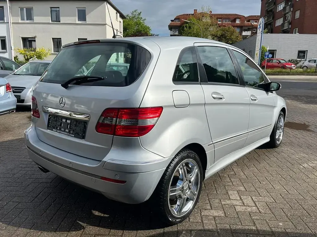 Gebraucht Mercedes B170 116 PS (85 kW) 2008 Silber Van / Kleinbus