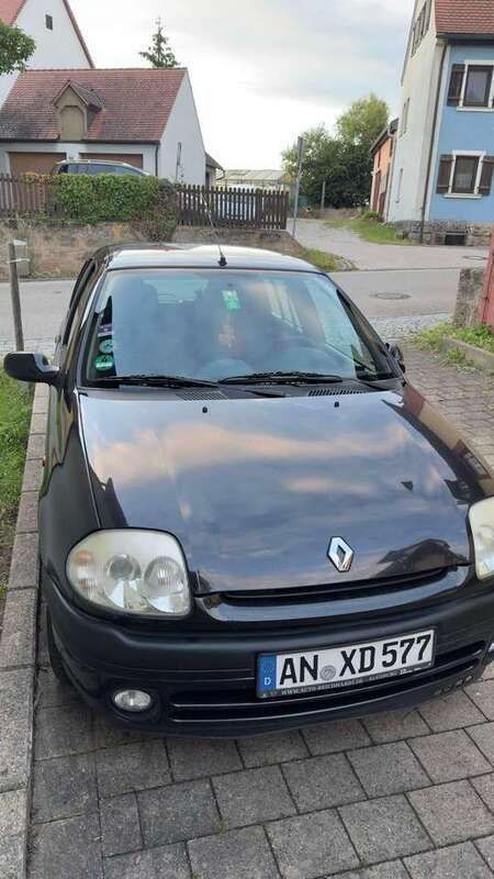 Gebraucht 2000 Renault Clio II Limousine | 1.800 € (Fairer Preis) - Bild 1/4