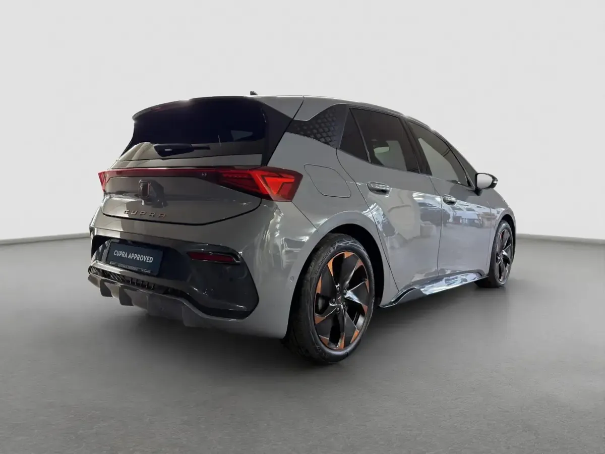 Gebraucht Cupra Born 150 kW (204 PS) 2024 Grau Kleinwagen