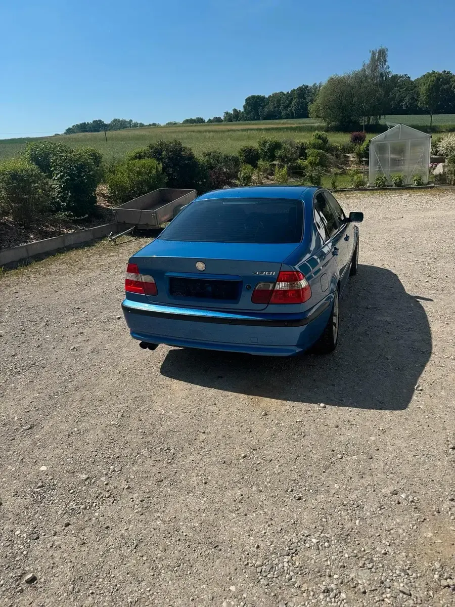 Gebraucht BMW 330 231 PS (169 kW) 2003 Blau Limousine