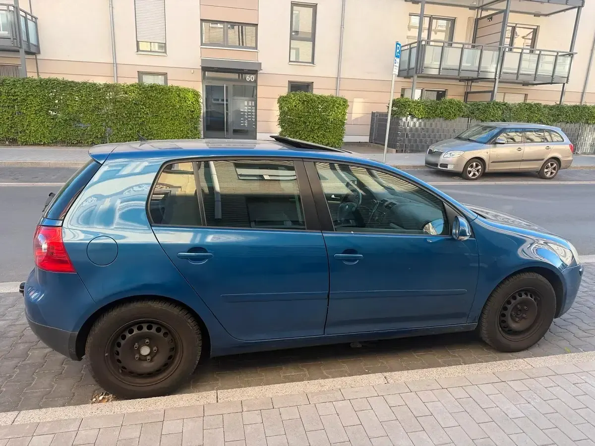 Gebraucht VW Golf V 101 PS (74 kW) 2007 Limousine