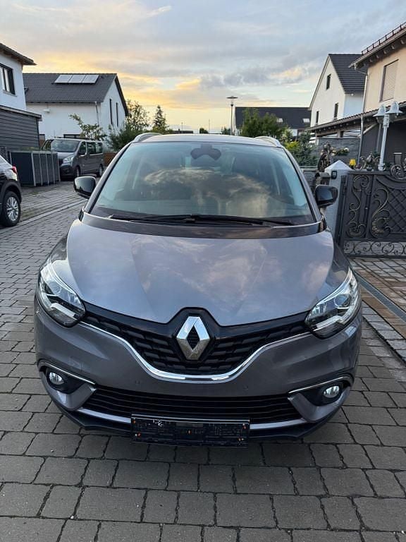 Grau Gebraucht 2019 Renault Grand Scénic IV LIMITED Deluxe Van / Kleinbus | 12.900 € (Superpreis) - Bild 1/4
