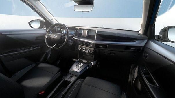 Neu Opel Frontera Edition 110 PS (80 kW) 2026 Blau SUV