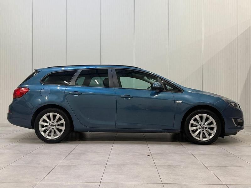 Gebraucht Opel Astra Active 165 PS (121 kW) 2013 Blau Kombi
