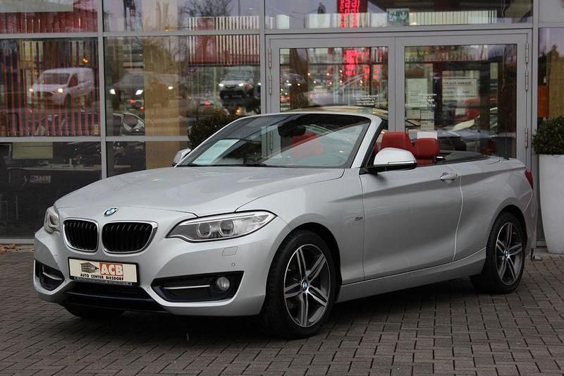 Gebraucht BMW 218 Sport Line 150 PS (110 kW) 2015 Silber Cabrio