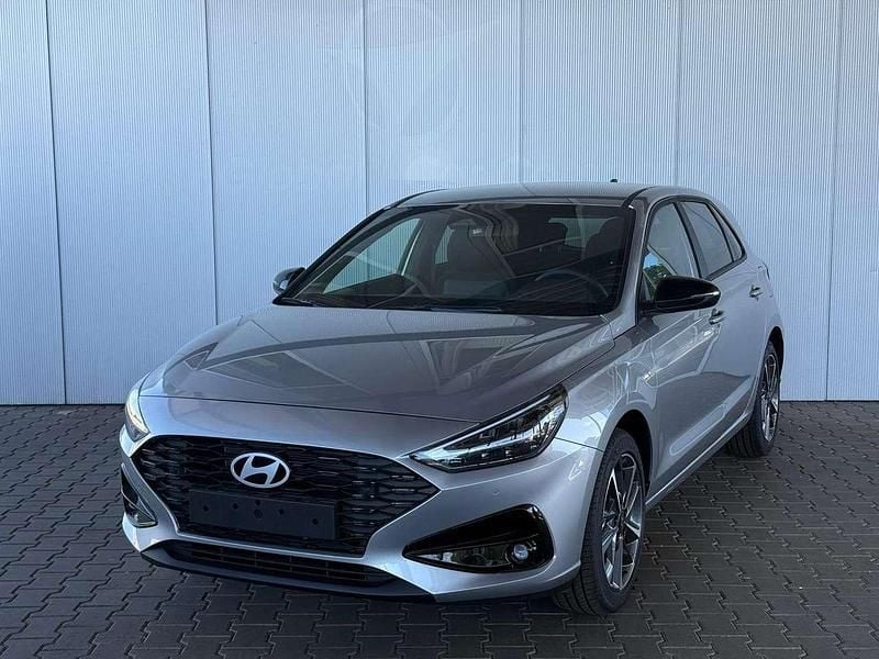 Shimmering silver meta... Neu 2025 Hyundai i30 GO! Limousine | 19.900 € (Guter Preis) - Bild 1/4