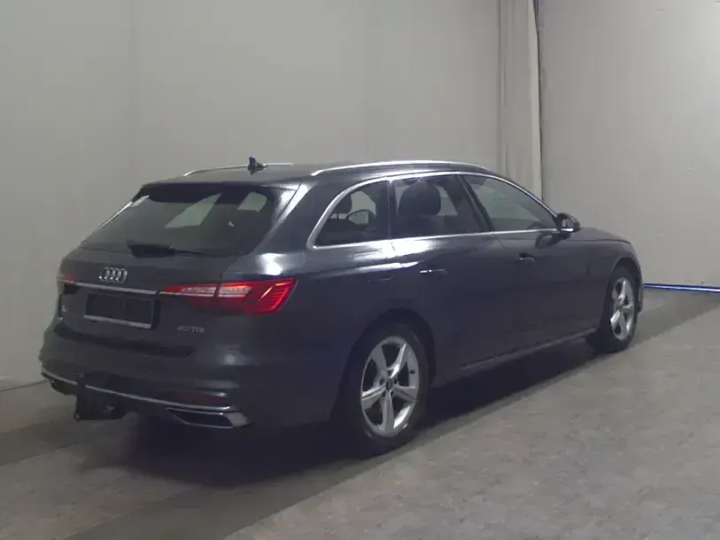 Gebraucht Audi A4 S-Line 204 PS (150 kW) 2022 Grau Kombi