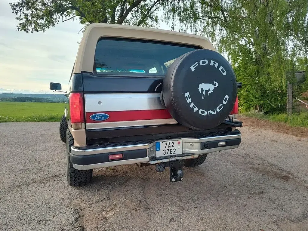 Gebraucht Ford Bronco 272 PS (200 kW) 1990 Schwarz SUV