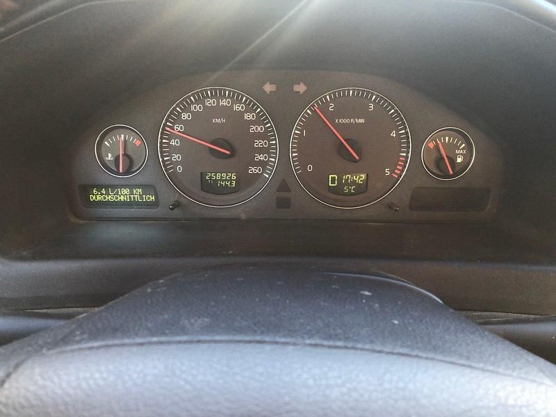 Gebraucht Volvo XC70 163 PS (119 kW) 2004 Schwarz Kombi