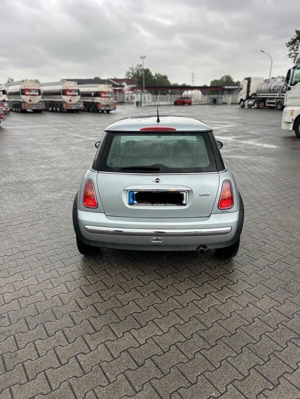 Grau Gebraucht 2003 Mini ONE Kleinwagen | 1.999 € (Fairer Preis) - Bild 1/4
