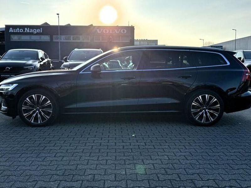 Gebraucht Volvo V60 Plus 398 PS (292 kW) 2022 Schwarz Kombi
