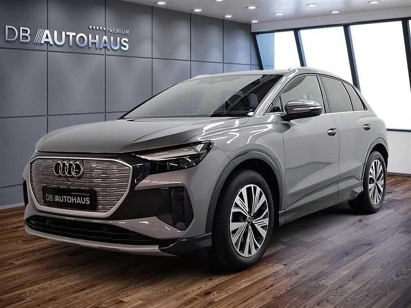 Gebraucht Audi Q4 e-tron Ambiente 150 kW (204 PS) 2023 Grau SUV