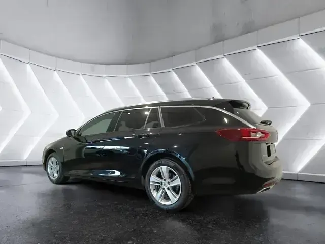 Gebraucht Opel Insignia Elegance 174 PS (127 kW) 2023 Schwarz Kombi
