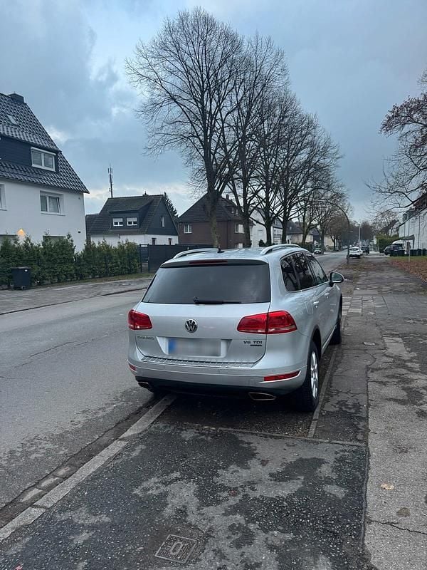 Gebraucht VW Touareg 204 PS (150 kW) 2012 Silber SUV