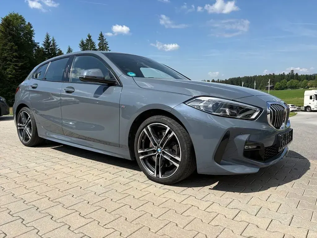 Gebraucht BMW 120 M Sport 190 PS (139 kW) 2020 Grau Kleinwagen