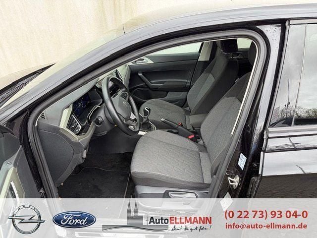 Gebraucht VW Polo Move 95 PS (69 kW) 2024 Deep black perleffekt Kleinwagen