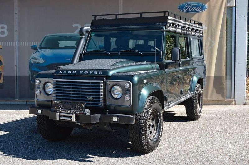 Grün Gebraucht 2011 Land Rover Defender SE SUV | 28.450 € (Guter Preis) - Bild 1/4