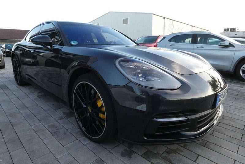 Gebraucht Porsche Panamera 4 330 PS (242 kW) 2017 Vulkangraumetallic Limousine