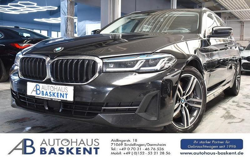 Schwarz Gebraucht 2022 BMW 540 Sport Line Kombi | 36.890 € (Guter Preis) - Bild 1/4