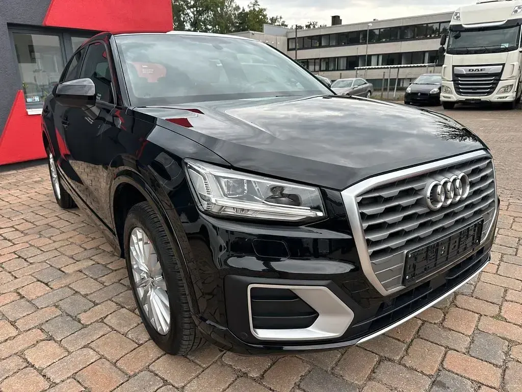 Gebraucht Audi Q2 Design 116 PS (85 kW) 2019 Schwarz SUV