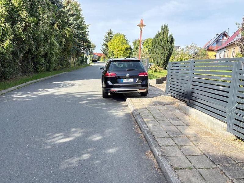 Gebraucht VW Golf Alltrack 184 PS (135 kW) 2017 Schwarz Kombi