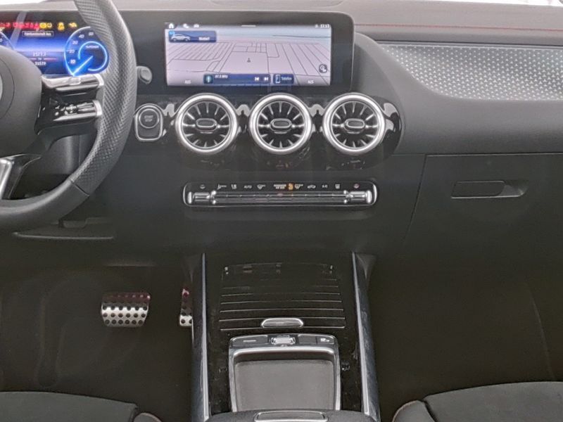 Gebraucht Mercedes EQA300 AMG 167 kW (228 PS) 2024 Weiß SUV