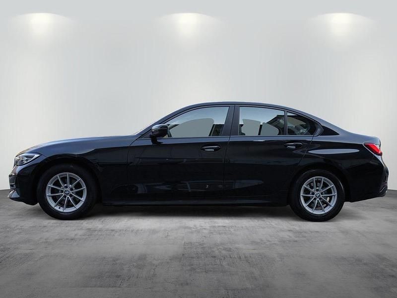 Gebraucht BMW 320 Advantage 190 PS (139 kW) 2020 Schwarz Limousine