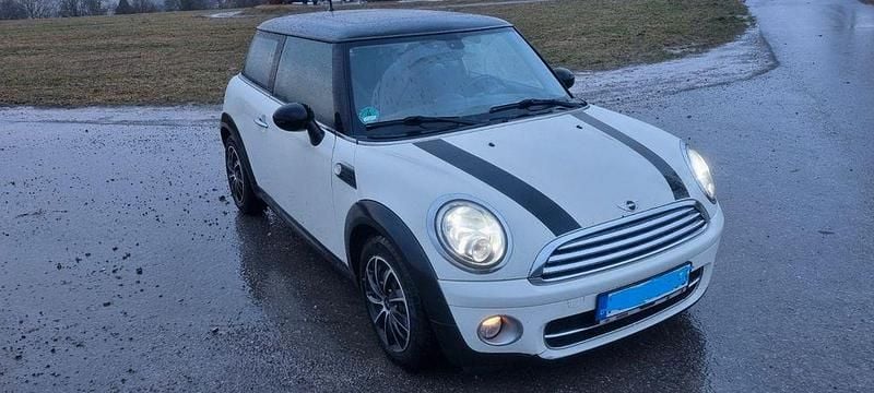 Gebraucht Mini Cooper D 109 PS (80 kW) 2009 Weiß Kleinwagen