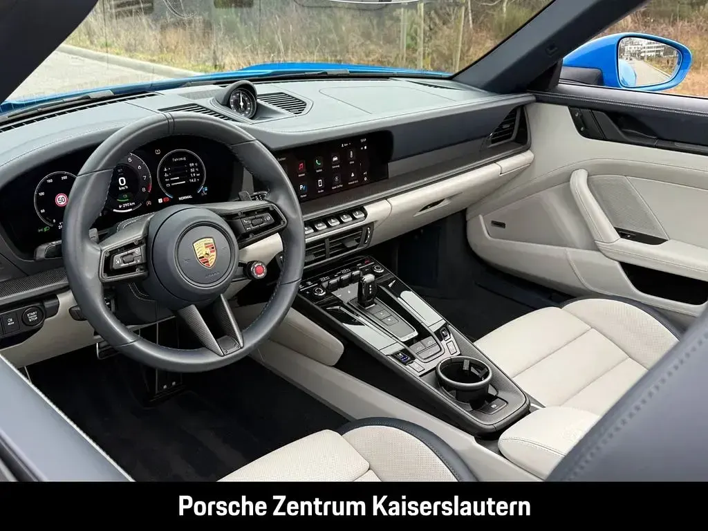 Gebraucht Porsche 992 541 PS (397 kW) 2025 Blau Cabrio
