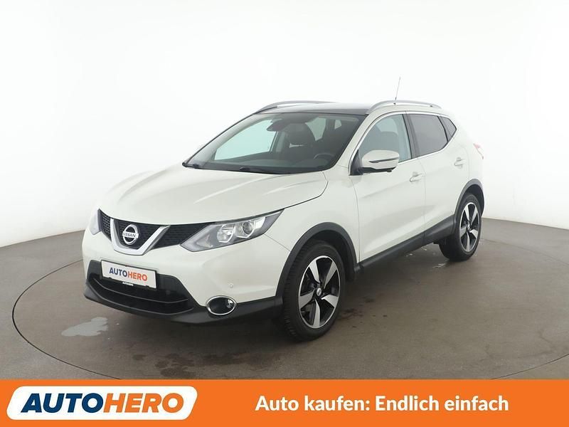 Weiß Gebraucht 2016 Nissan Qashqai N-Connecta SUV | 14.410 € (Etwas zu teuer) - Bild 1/3